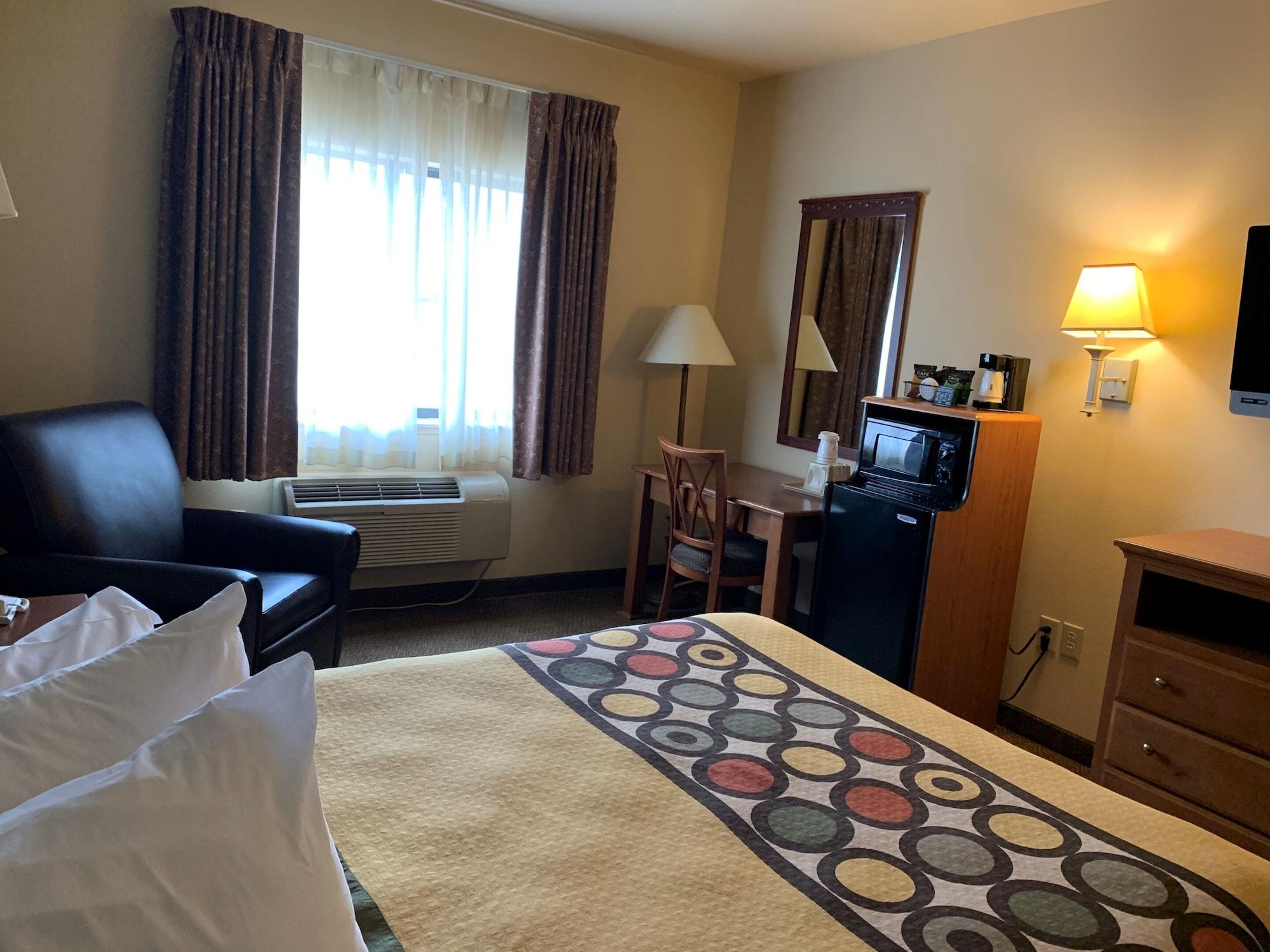 Super 8 By Wyndham Perryville Bagian luar foto
