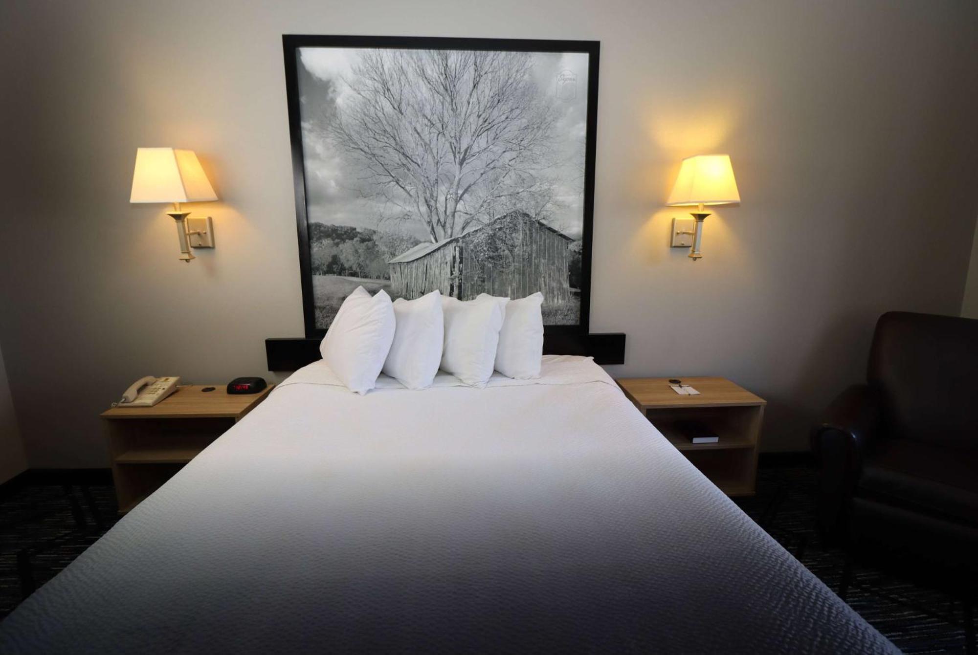 Super 8 By Wyndham Perryville Bagian luar foto